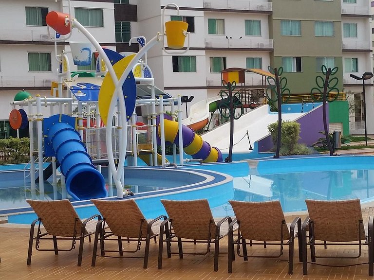Riviera Park com Banheira e Sacada em Caldas Novas
