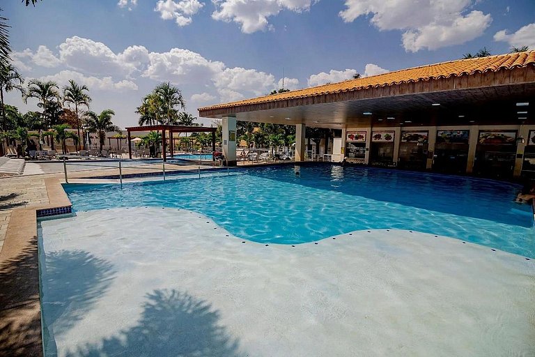 diRoma Internacional Resort
